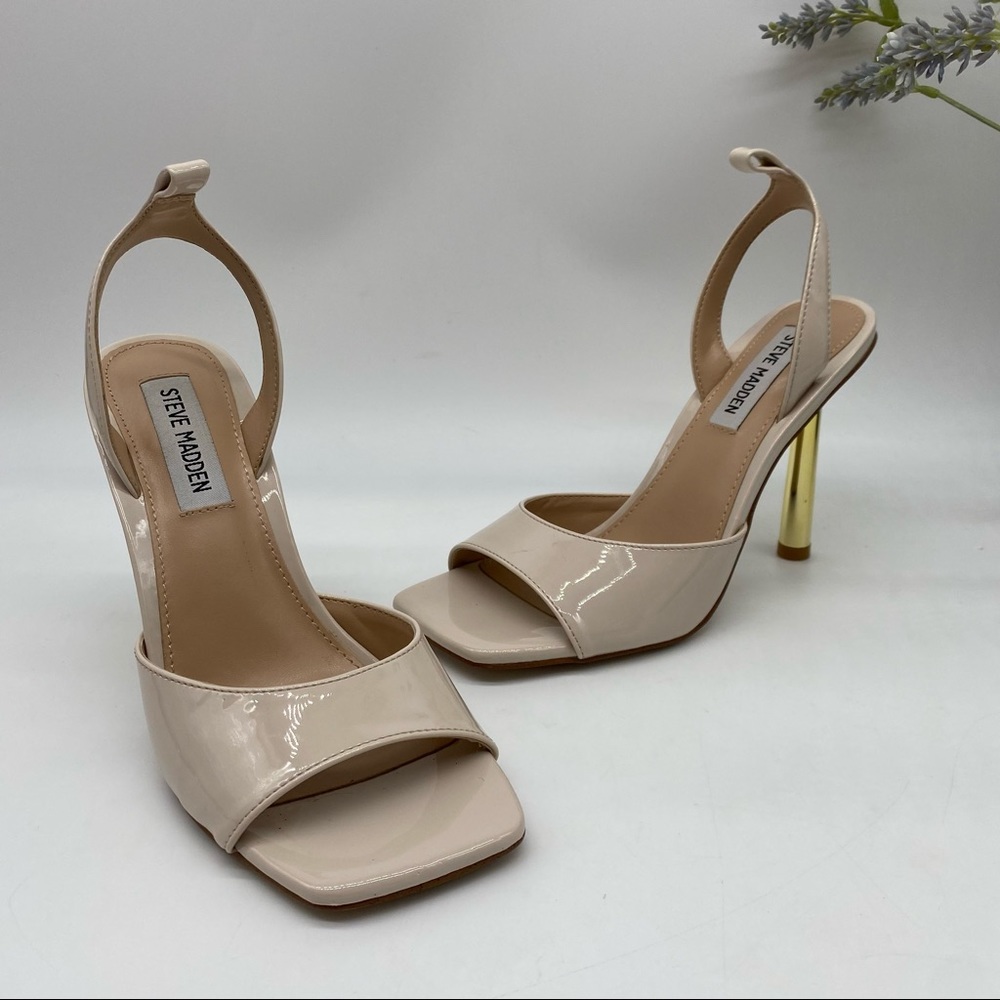 Steve Madden buoyant stiletto ankle straps sandals in patent nude
Size 6M - Picture 2 of 7